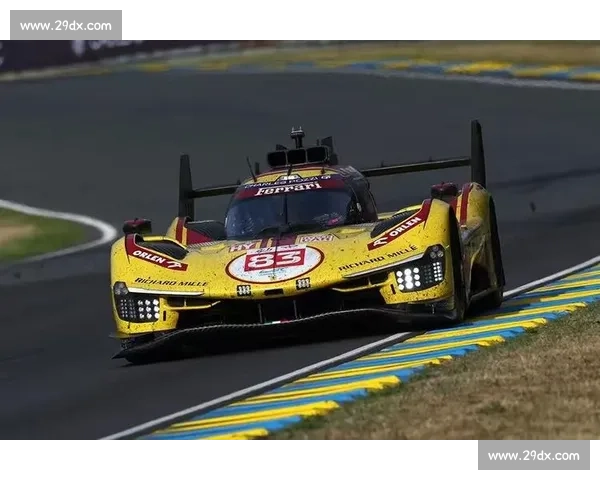 法拉利勒芒三连冠！中国车手叶一飞首登最高领奖台