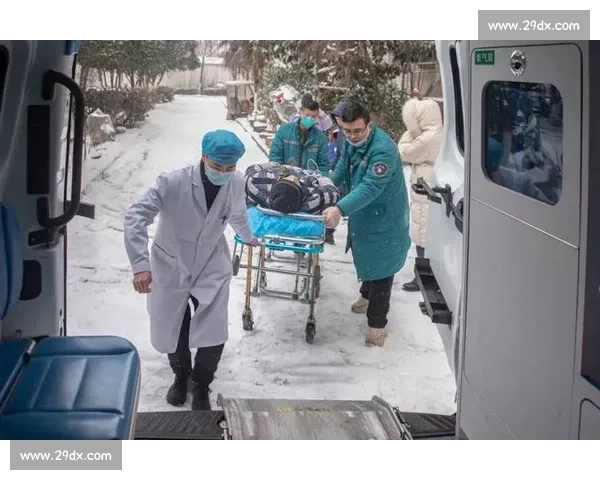 队长别哭！洪水中的生命守护者与雪域高原的护心天使