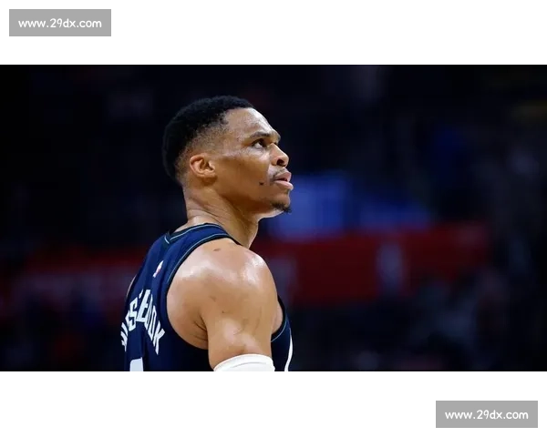 威少拒 347 万跳出合同成自由身！欧洲豪门豪掷 2000 万，NBA 生涯迎终极抉择